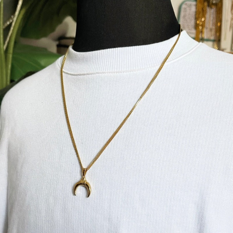 Horn Necklace