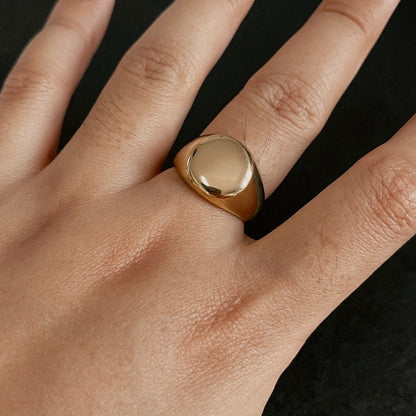 Circle Signet Ring