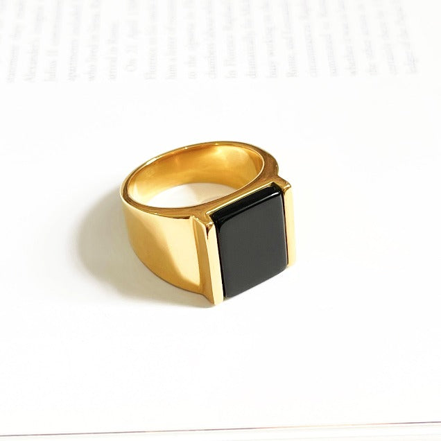 Black Onyx Ring with Gold Plating. Made with sturdy hypoallergenic stainless steel. Available in Size 9 to 11. Shop Cold Gold Philippines Mens Urban Jewelry.